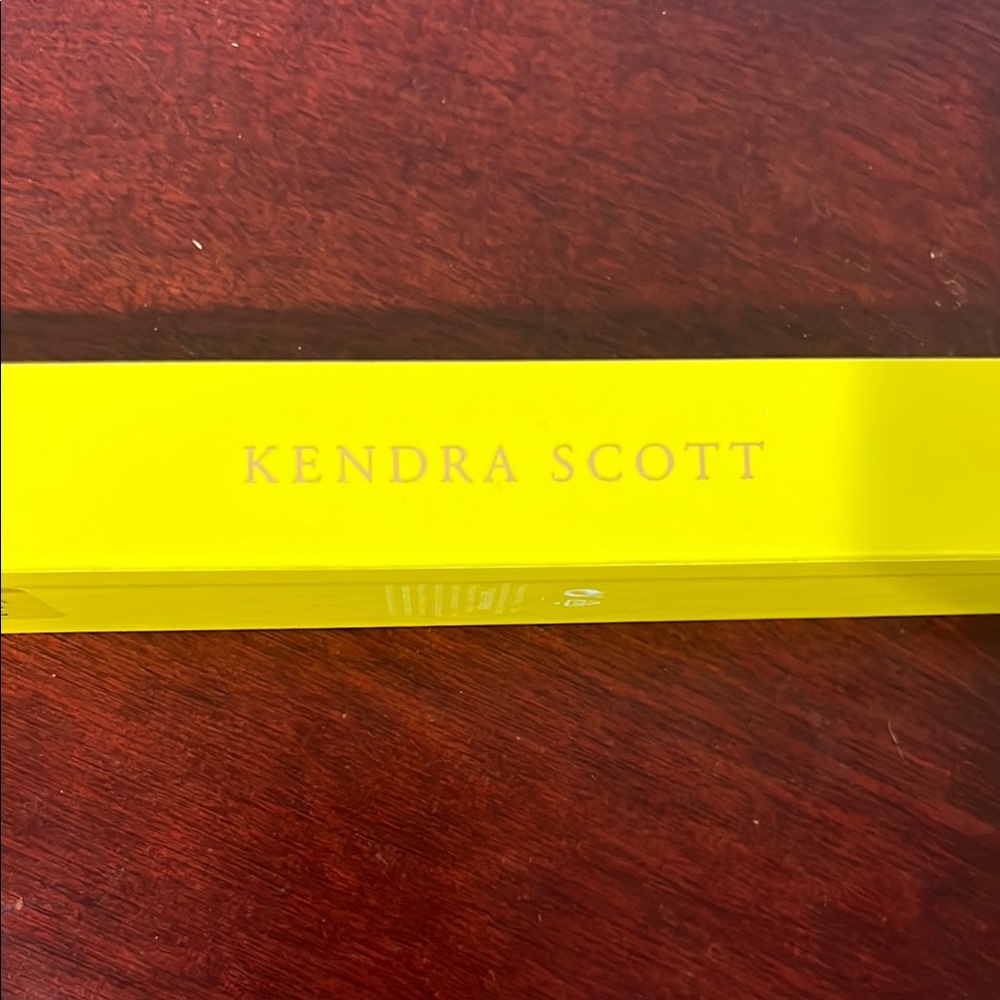 Kendra Scott watch band